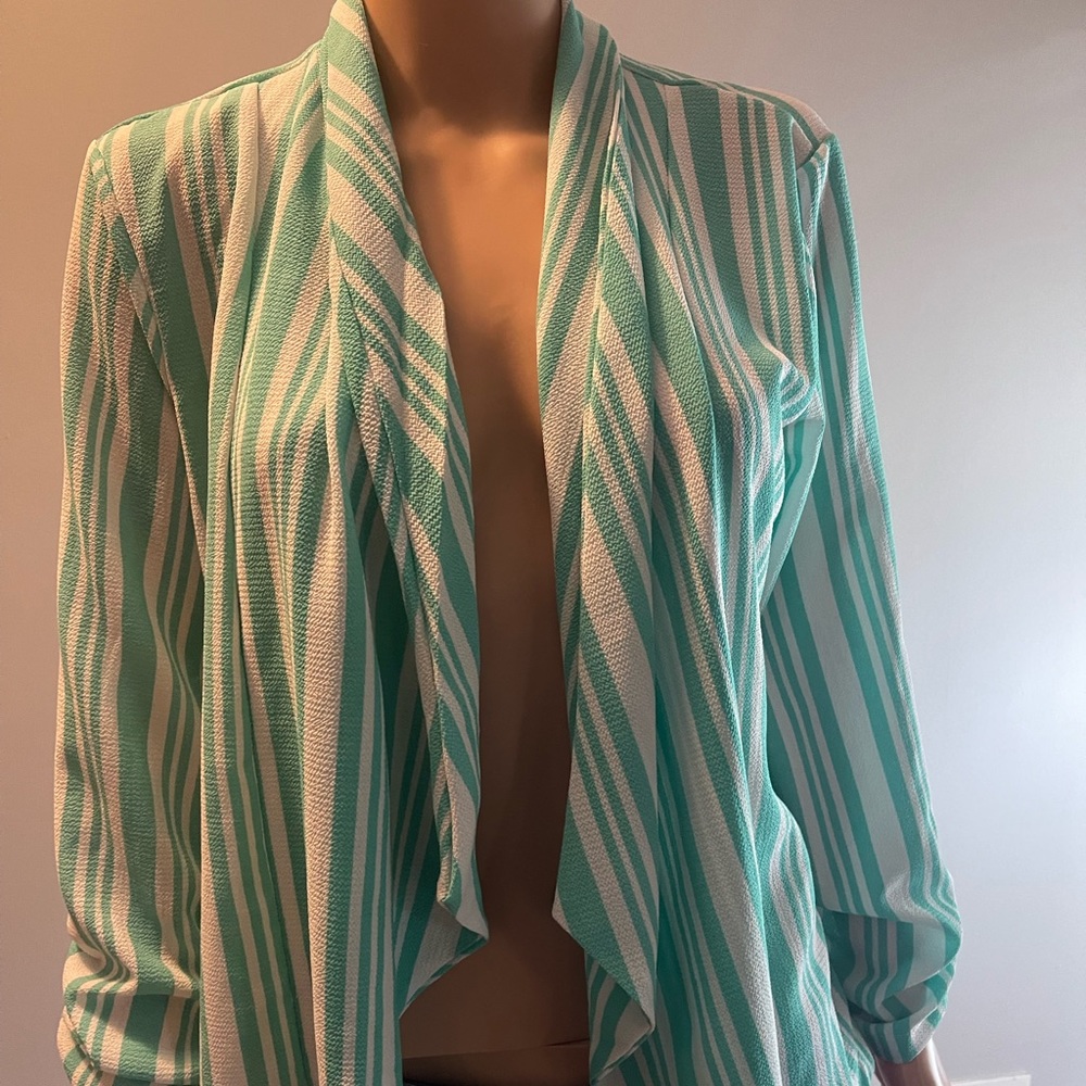 Kiwi Stripped top